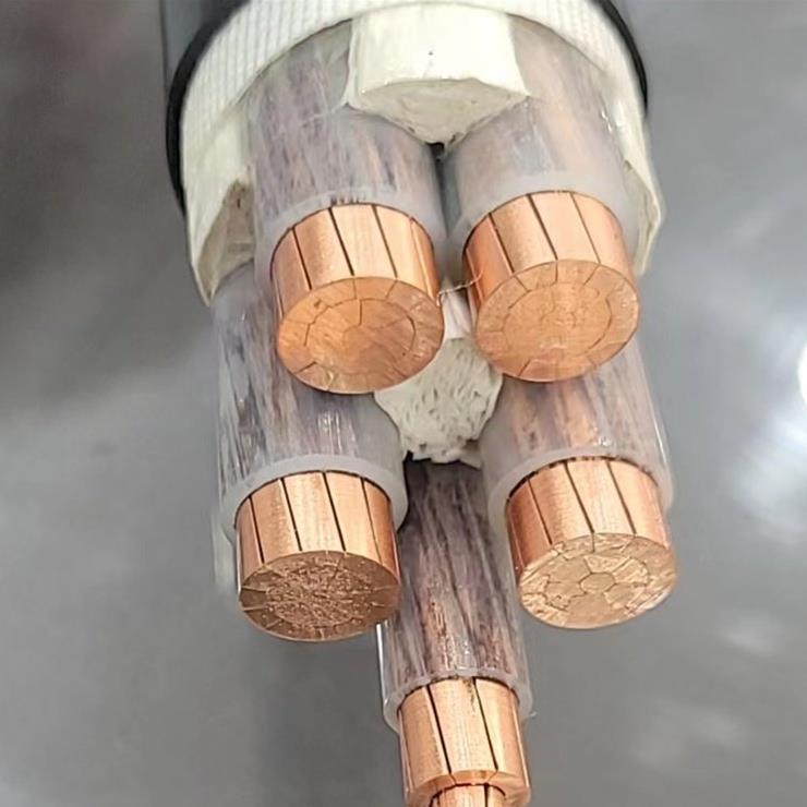 雙菱電纜廠介紹電纜在歪曲時(shí)要注意什么情況 雙菱電纜廠介紹電纜在歪曲時(shí)要注意什么情況